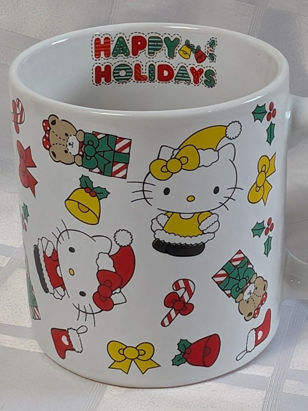 HELLO KITTY CHRISTMAS COFFEE TEA MUG FESTIVE HAPPY HOLIDAYS CARTOON HOLIDAY